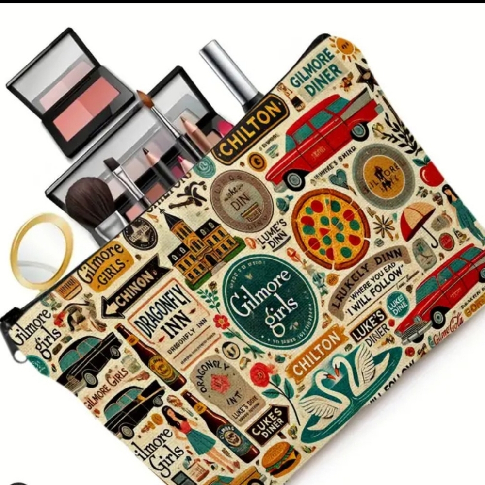 Gilmore Girls Gift Bundle (Luke's Diner Tumbler, T-shirt & Cosmetic Pouch) ๐ - Picture 9 of 16